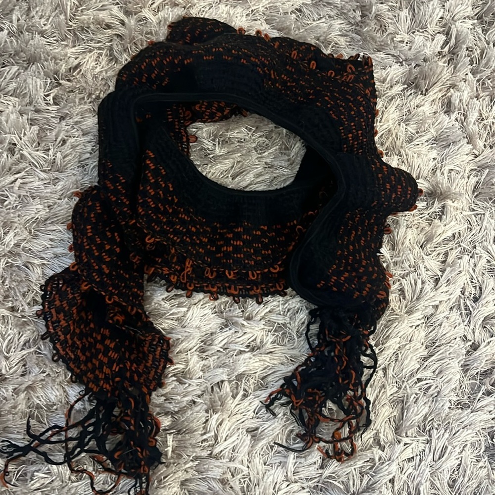Women’s Black and Orange Scarf